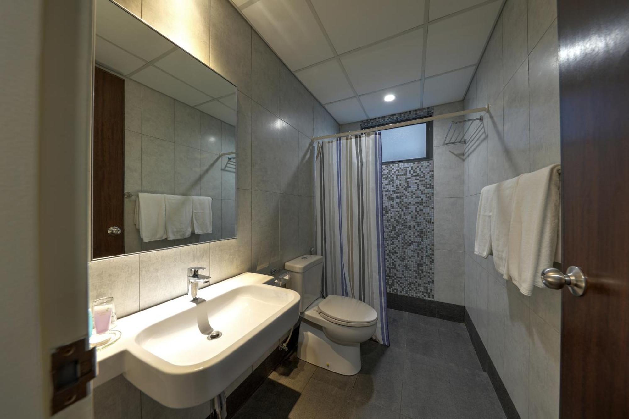 Acappella Suite Hotel, Shah Alam Pokój zdjęcie